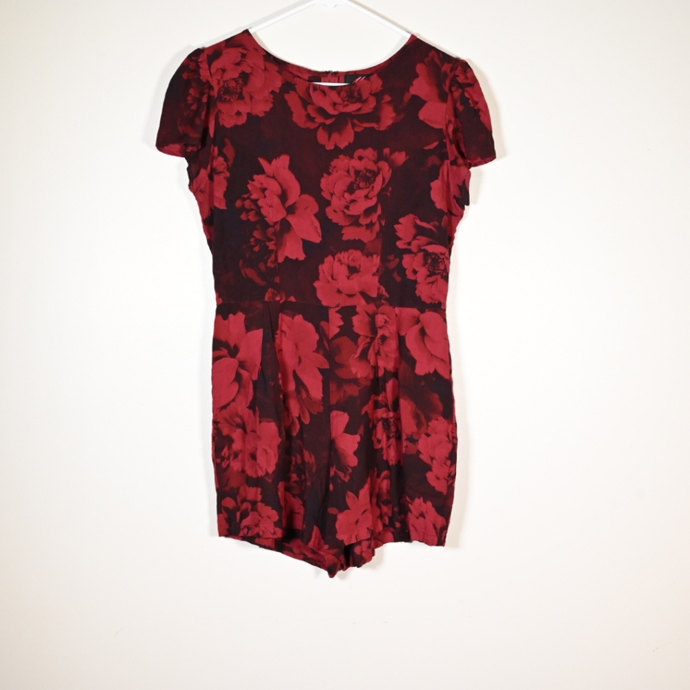 Motel Vintage Floral Romper M Red